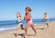 Как выбрать детский купальник?